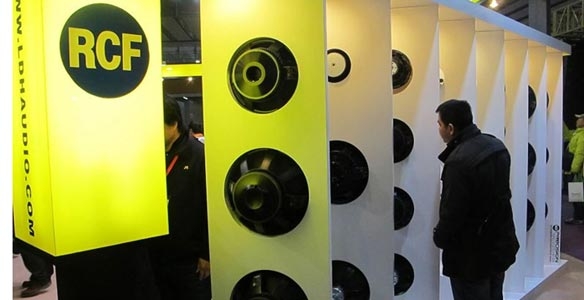 【绿巨人视频免费观看在线播放最新下载音响】如何辨别RCF音响行货与水货